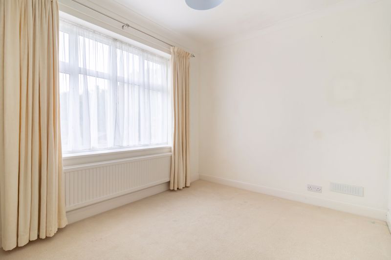 6 Rushton Avenue South Godstone